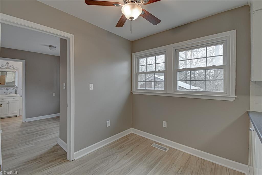 1290 Jonestown Road Winston-Salem, NC 27103 - Photo 15 of 44