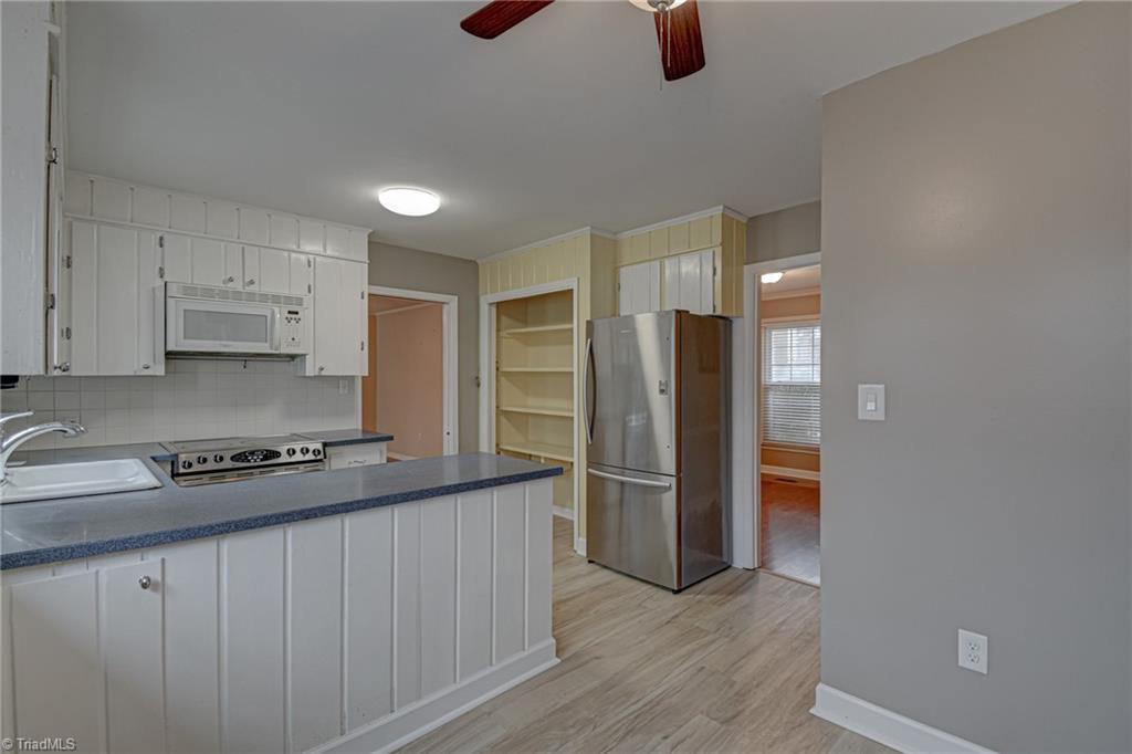 1290 Jonestown Road Winston-Salem, NC 27103 - Photo 18 of 45