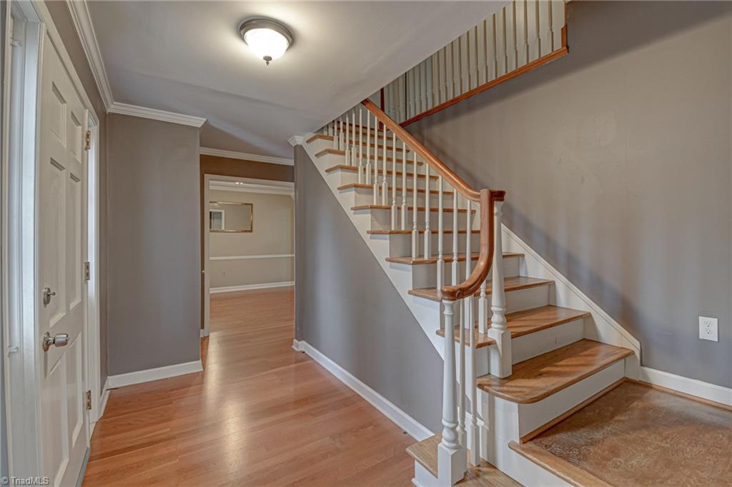 1290 Jonestown Road Winston-Salem, NC 27103 - Photo 2 of 44