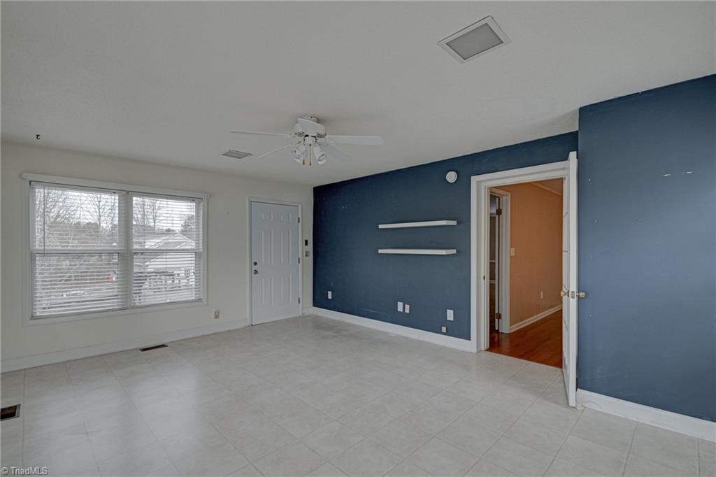 1290 Jonestown Road Winston-Salem, NC 27103 - Photo 22 of 44