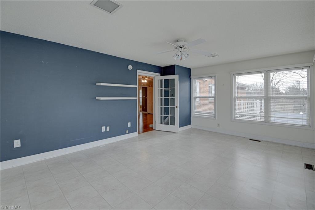 1290 Jonestown Road Winston-Salem, NC 27103 - Photo 24 of 45