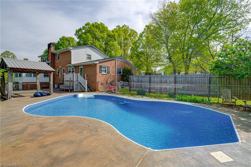 1290 Jonestown Road Winston-Salem, NC 27103 - Photo 37 of 44