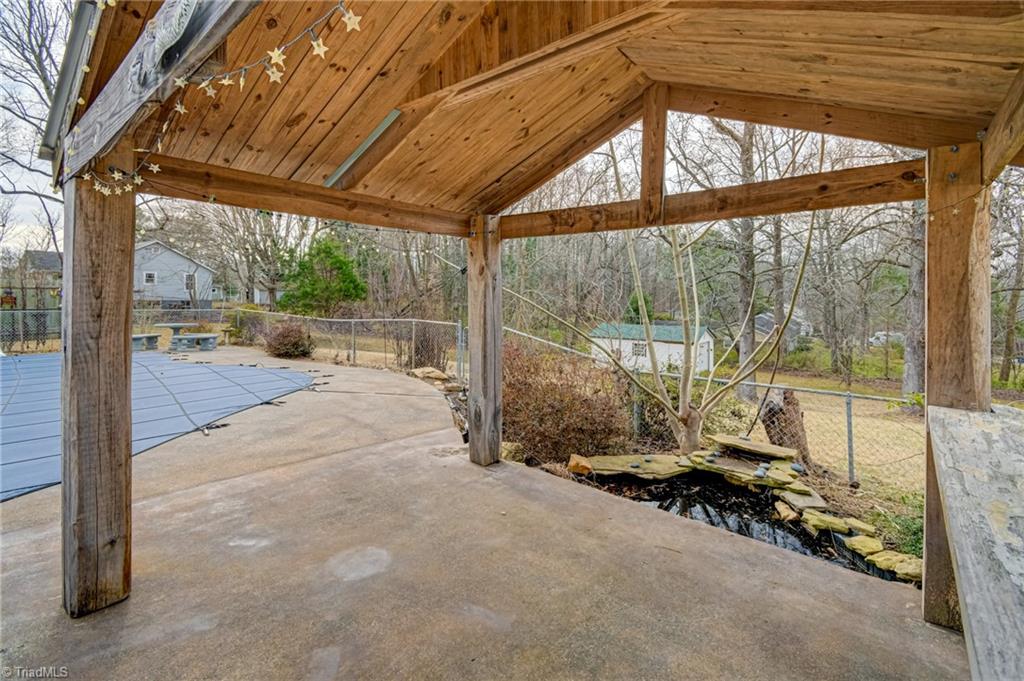 1290 Jonestown Road Winston-Salem, NC 27103 - Photo 39 of 44