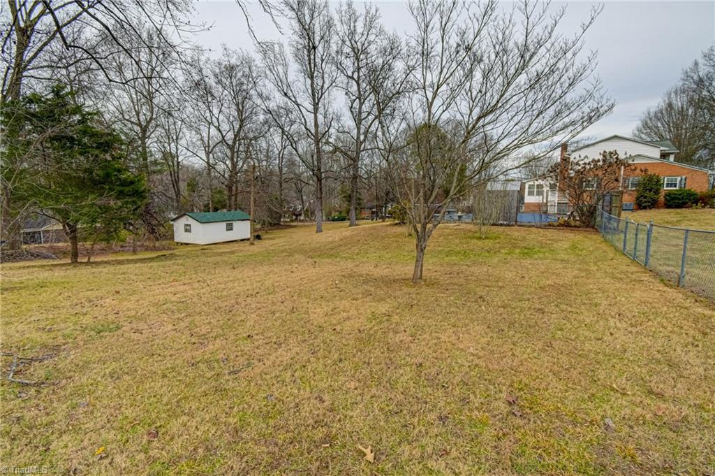 1290 Jonestown Road Winston-Salem, NC 27103 - Photo 41 of 44
