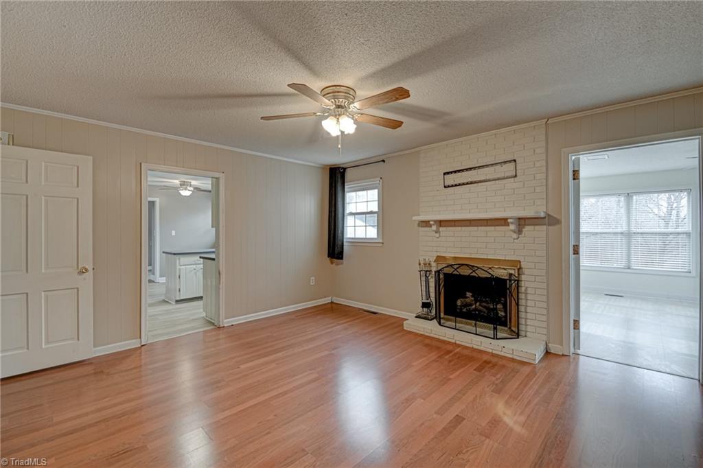 1290 Jonestown Road Winston-Salem, NC 27103 - Photo 8 of 45