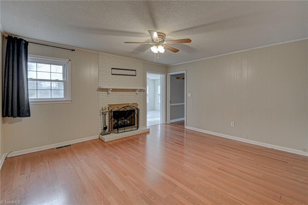 1290 Jonestown Road Winston-Salem, NC 27103 - Photo 9 of 45