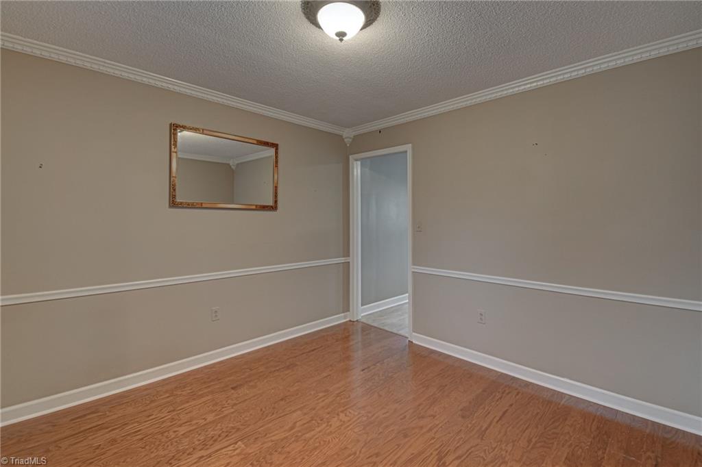 1290 Jonestown Road Winston-Salem, NC 27103 - Photo 10 of 45