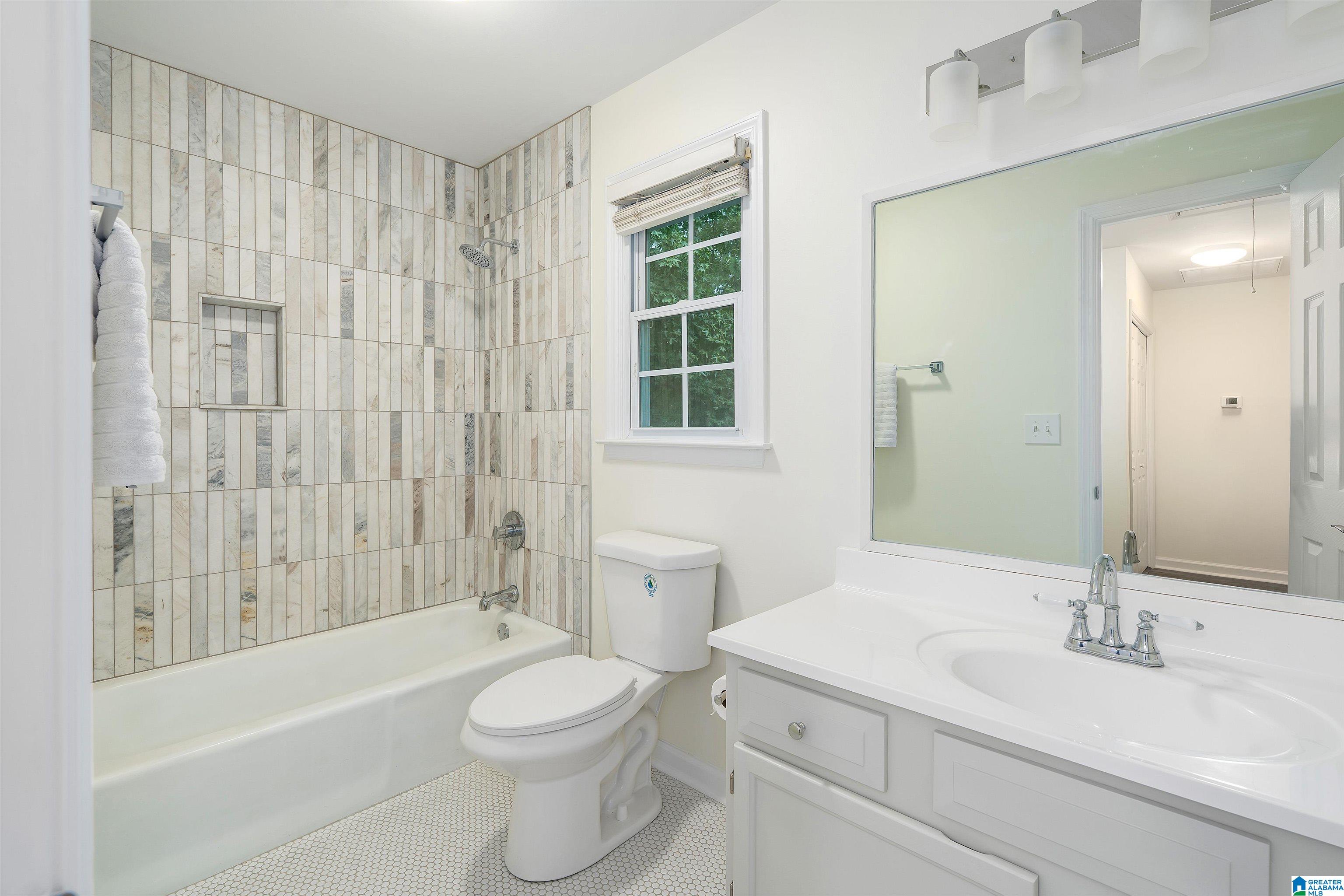 2013 Little Ridge Circle Birmingham, AL 35242 - Photo 25 of 31