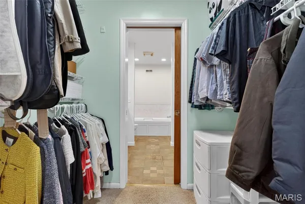 $625,000 | 8 Price Court, Olivette, MO 63132