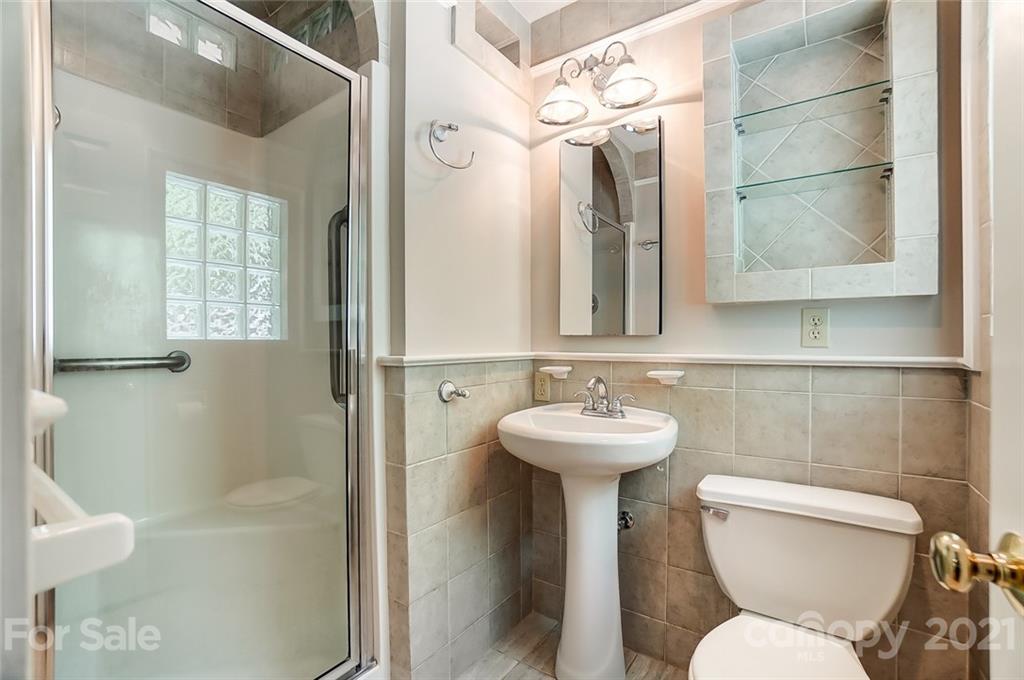 801 Tilden Road Charlotte, NC 28214 - Photo 28 of 45 Gallery Image 28