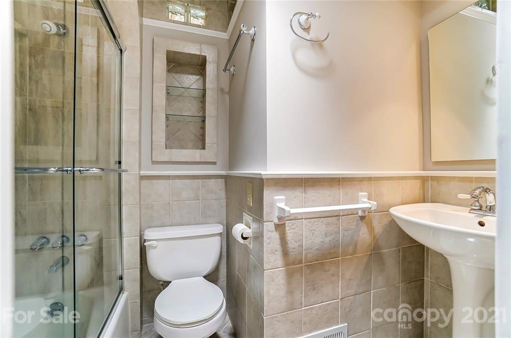 801 Tilden Road Charlotte, NC 28214 - Photo 31 of 45 Gallery Image 31