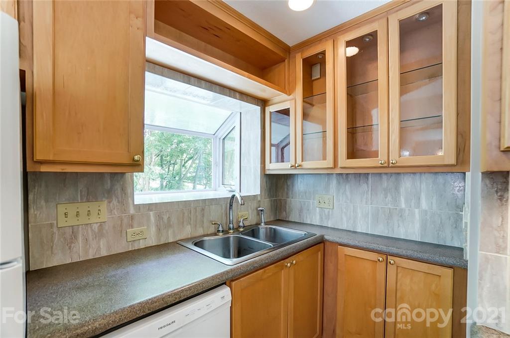 801 Tilden Road Charlotte, NC 28214 - Photo 10 of 45 Gallery Image 10