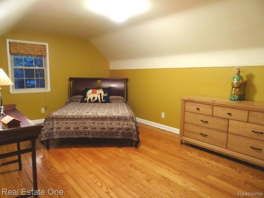 4039 Kenmore Road Berkley, MI 48072 - Photo 18 of 31 17 Master Bedroom - 1.jpg
