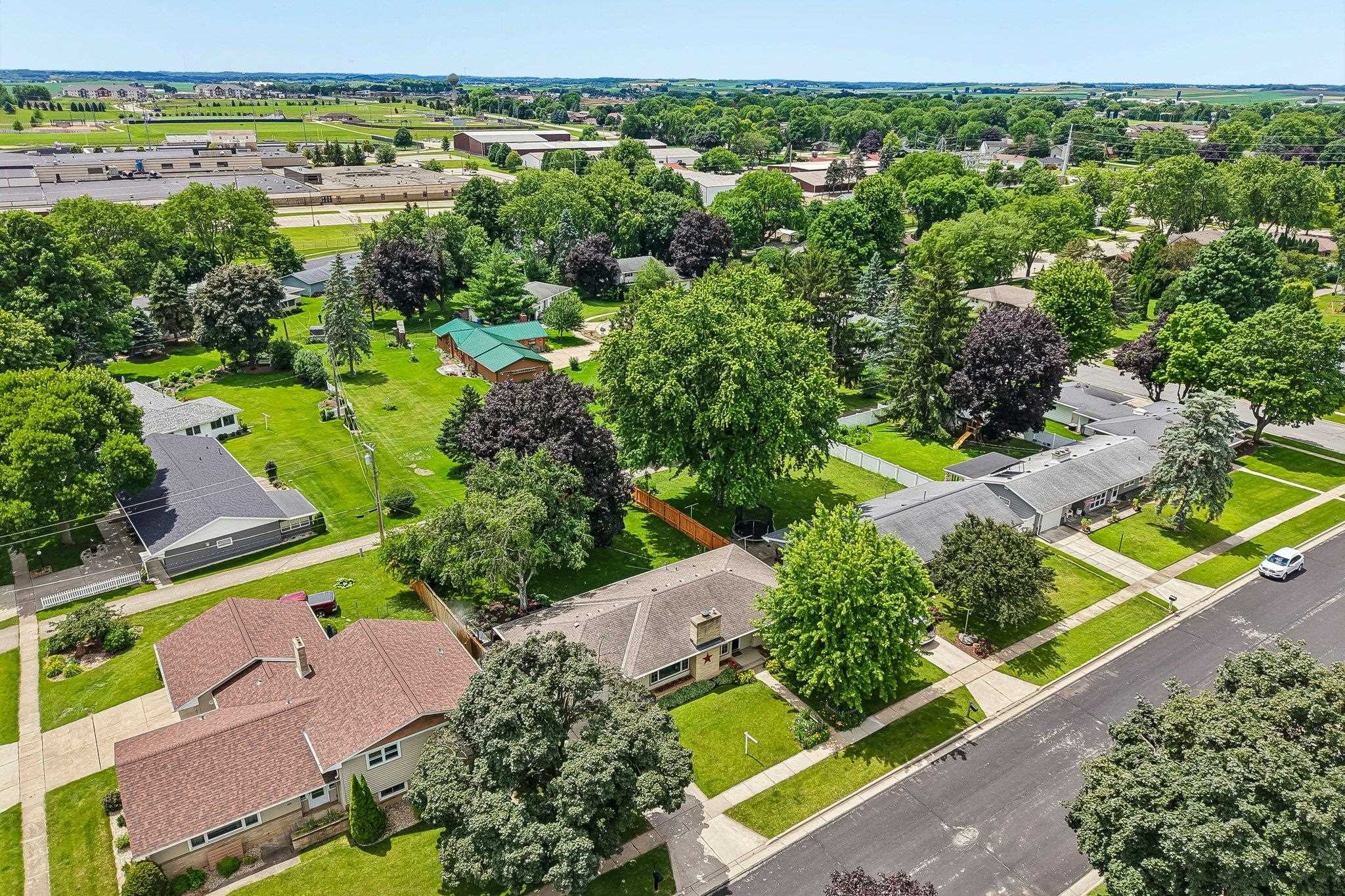 204 6th Street Waunakee, WI 53597 - Photo 46 of 58