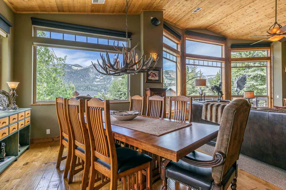 52 Ridge Way Mammoth Lakes, CA 93546 - Photo 13 of 32 Gallery Image 13