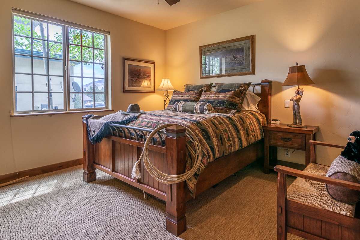 52 Ridge Way Mammoth Lakes, CA 93546 - Photo 29 of 32 Gallery Image 29