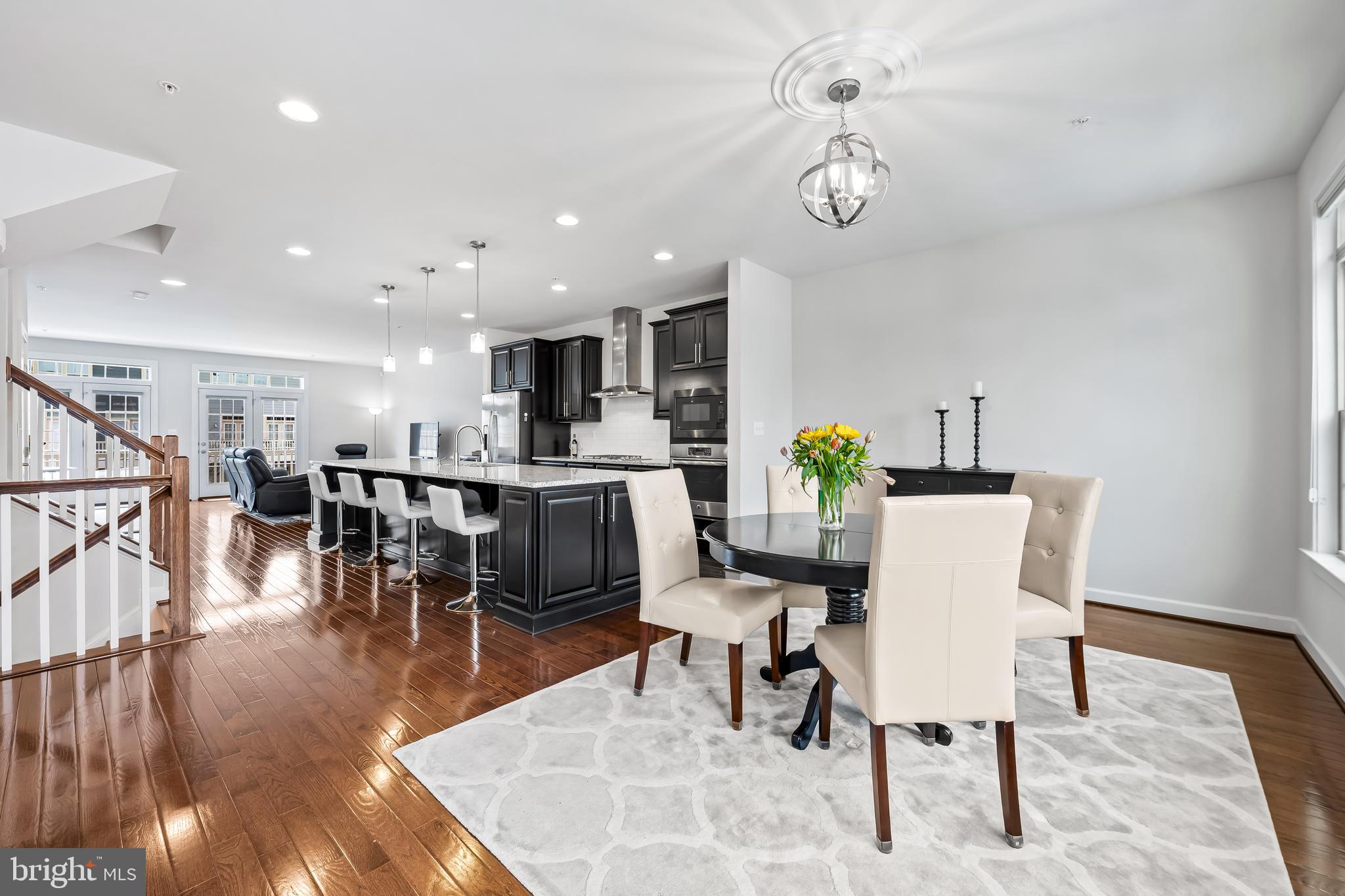 34 Wedge Way, Unit 10 Pikesville, MD 21208 - Photo 8 of 48 Dining area