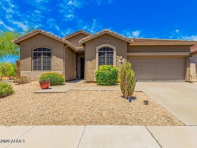 $3,400 | 2434 West Red Range Way, Phoenix, AZ 85085