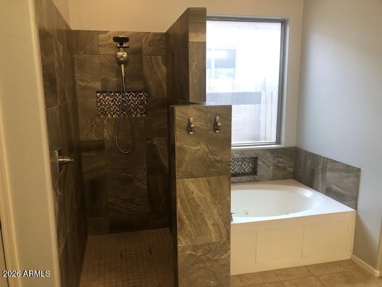 2434 West Red Range Way Phoenix, AZ 85085 - Photo 6 of 7 0