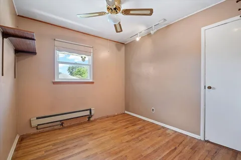 $878,888 | 20 Deb Street, Plainview, NY 11803