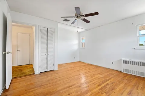 $878,888 | 20 Deb Street, Plainview, NY 11803