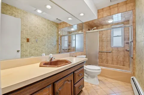 $878,888 | 20 Deb Street, Plainview, NY 11803