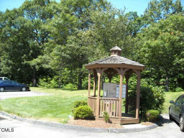 484 Pumpkin Hill Road, Unit 484 Shelton, CT 06484 - Photo 1 of 1 Gallery Image 1