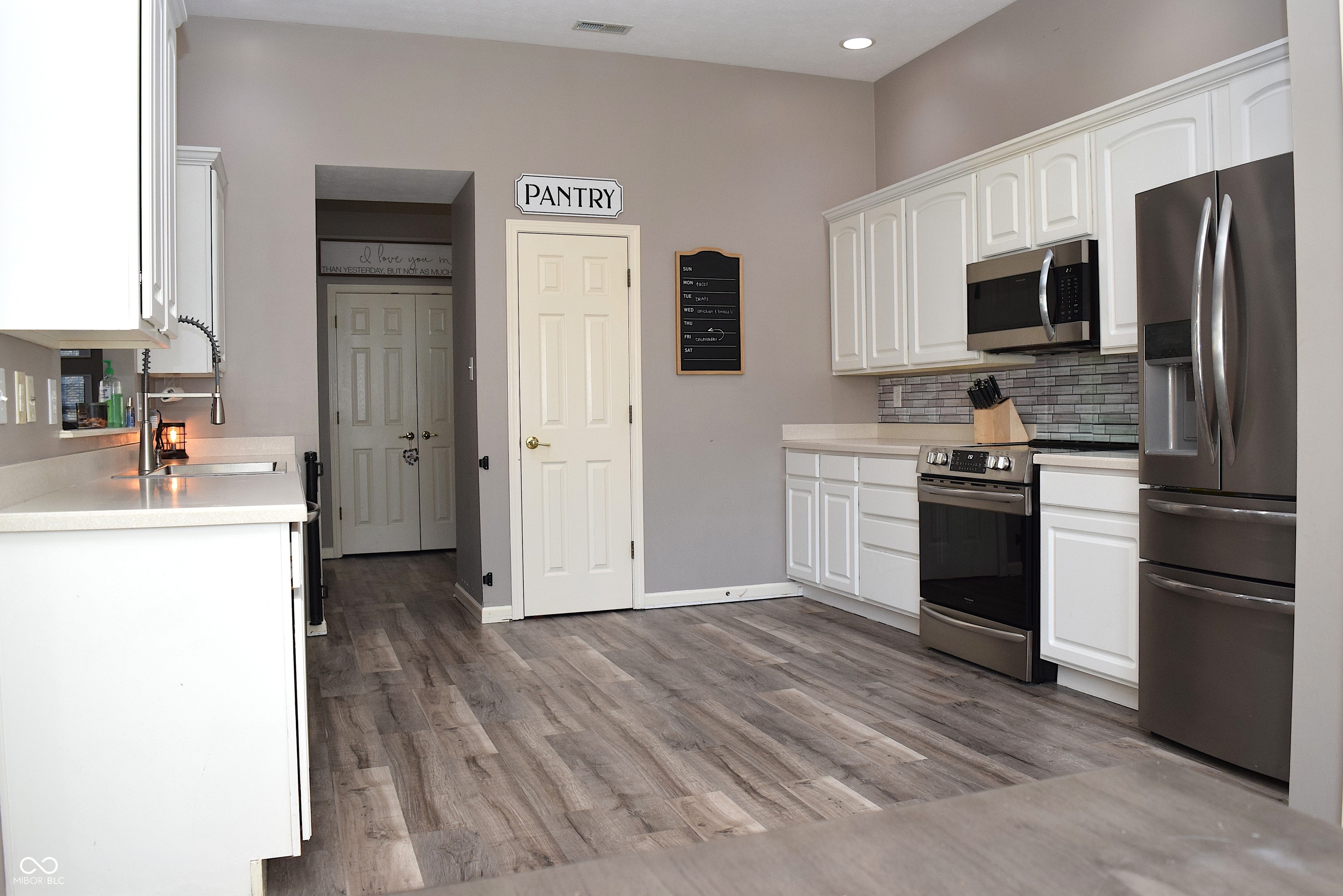 7906 Inishmore Drive Indianapolis, IN 46214 - Photo 16 of 53