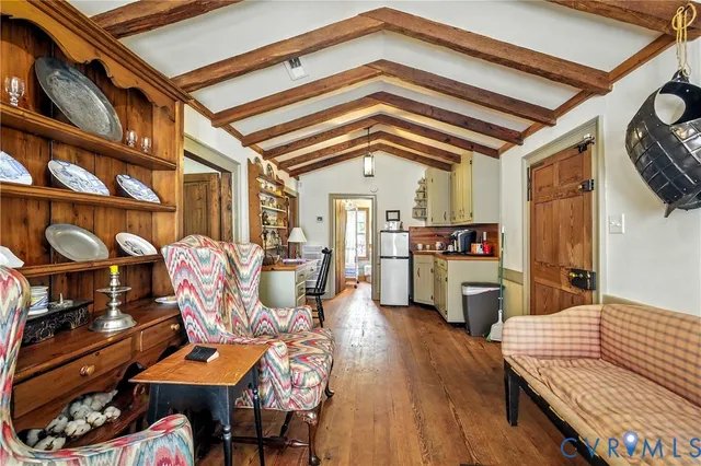 a view of a storage & utility room