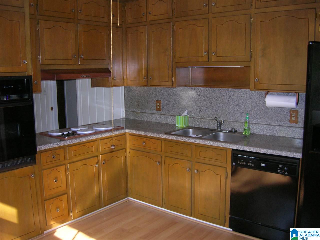 3228 Winchester Road Birmingham, AL 35226 - Photo 4 of 34