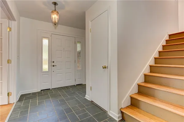 $3,300 | 1959 Queens Way, Atlanta, GA 30341