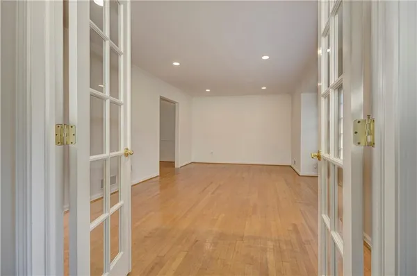 $3,300 | 1959 Queens Way, Atlanta, GA 30341