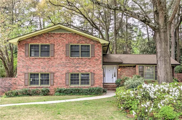 $3,300 | 1959 Queens Way, Atlanta, GA 30341