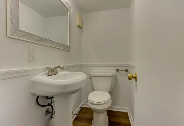 $3,300 | 1959 Queens Way, Atlanta, GA 30341