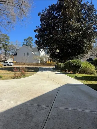 $3,400 | 1959 Queens Way, Atlanta, GA 30341