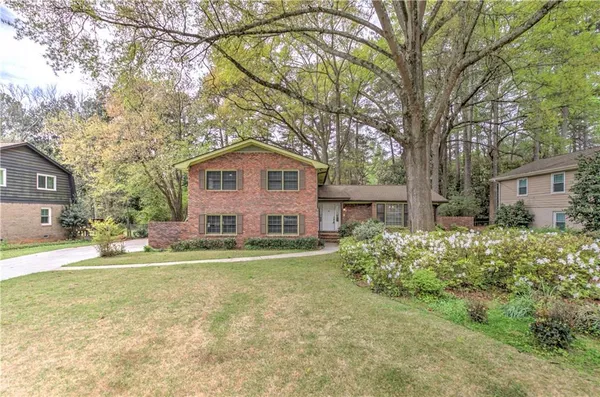 $3,300 | 1959 Queens Way, Atlanta, GA 30341