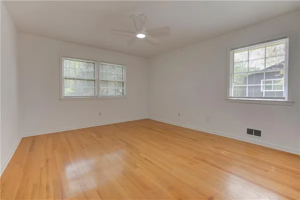 $3,300 | 1959 Queens Way, Atlanta, GA 30341