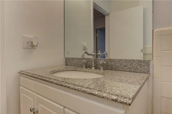 $3,300 | 1959 Queens Way, Atlanta, GA 30341