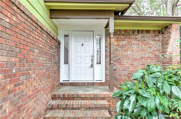 $3,300 | 1959 Queens Way, Atlanta, GA 30341