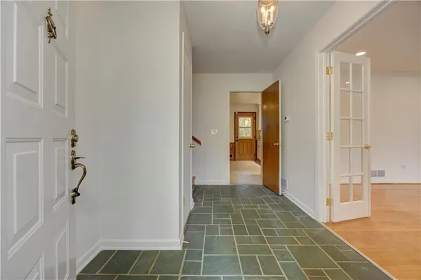 $3,300 | 1959 Queens Way, Atlanta, GA 30341