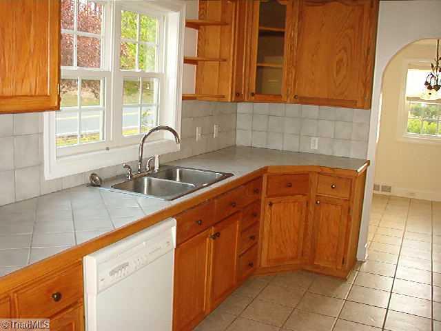 1460 Highway 65 Rural Hall, NC 27045 - Photo 3 of 7 Kitchen.