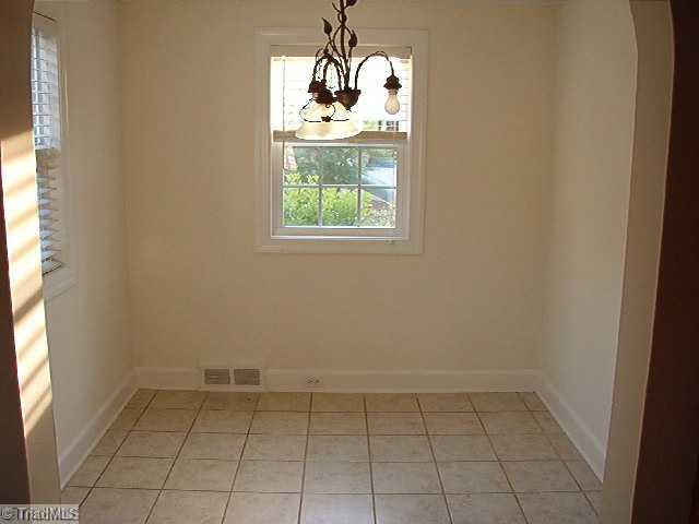 1460 Highway 65 Rural Hall, NC 27045 - Photo 5 of 7 Dining Room.