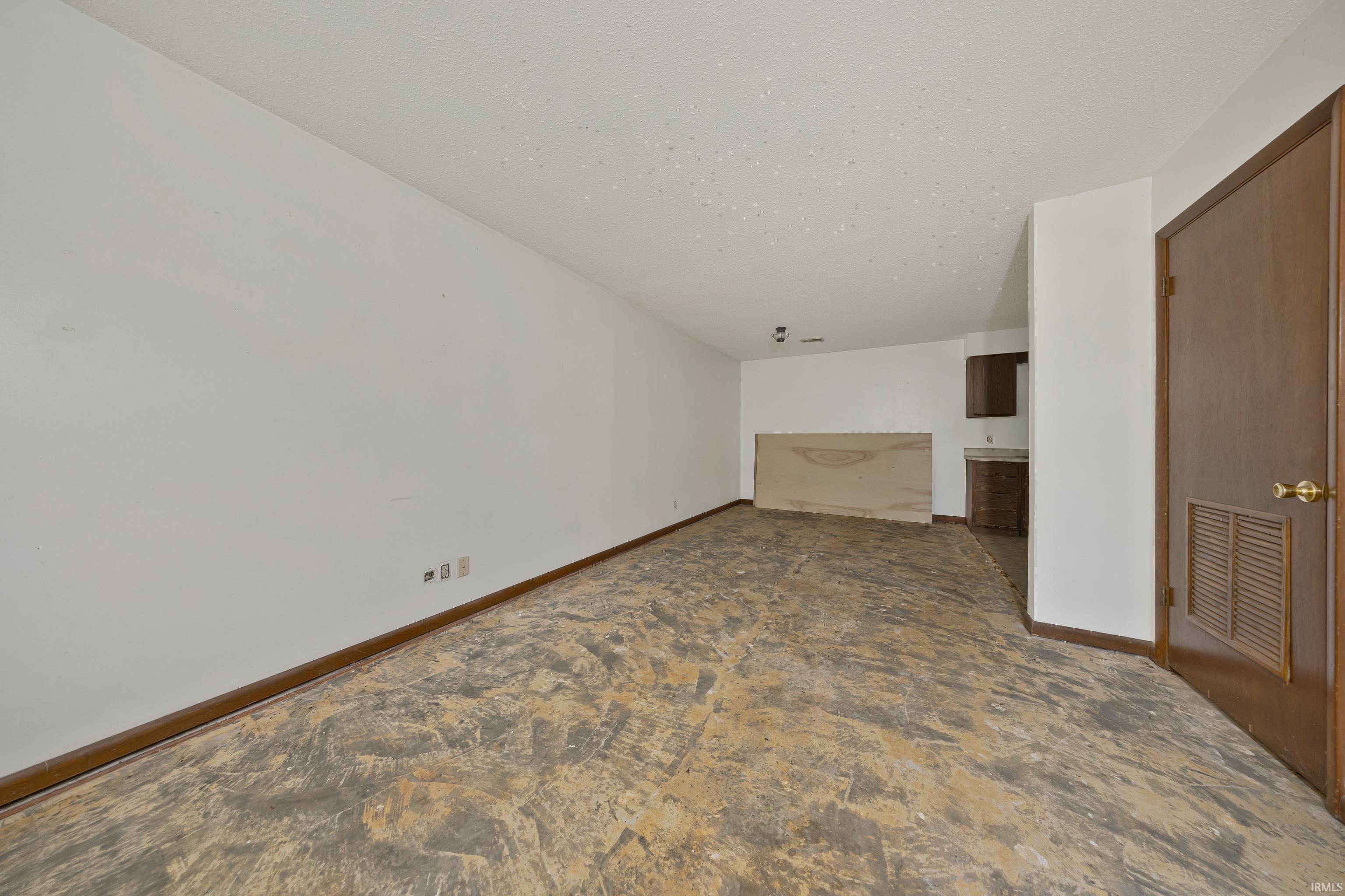 6223 Fox Rdg Road Evansville, IN 47712 - Photo 10 of 35 Gallery Image 10