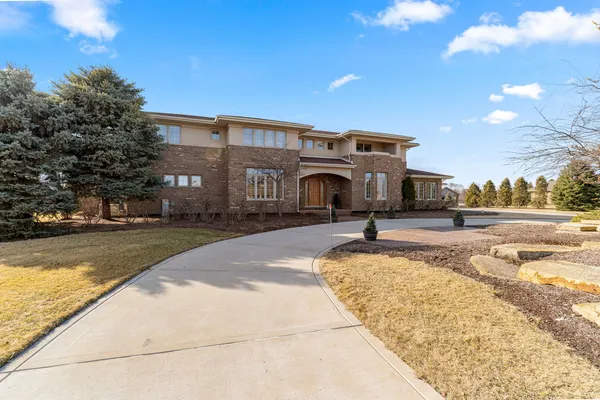 $2,399,000 | 24104 Old Farm Road, Manhattan, IL 60442