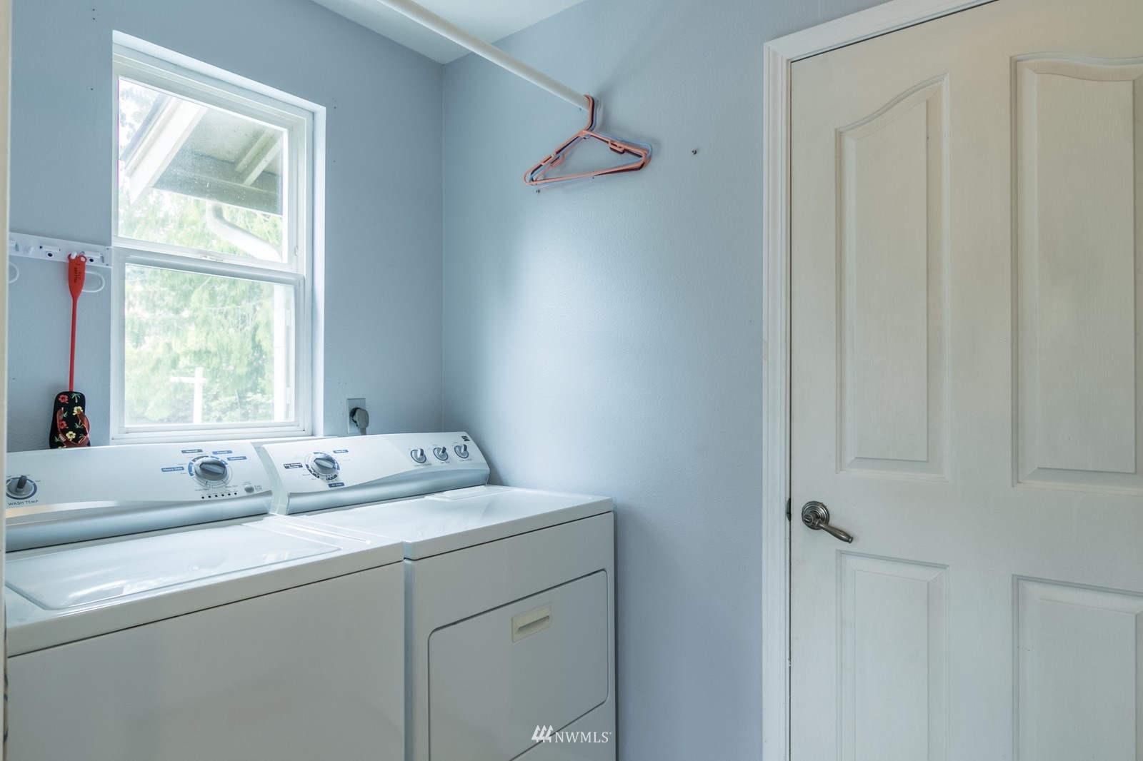 7413 Vandermark Road East Bonney Lake, WA 98391 - Photo 15 of 39 a bathroom with a sink and a vanity