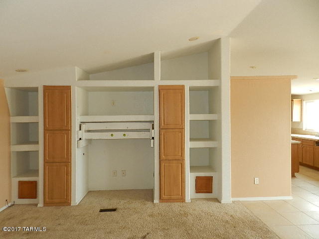 16955 West Sharps Road Marana, AZ 85653 - Photo 5 of 25