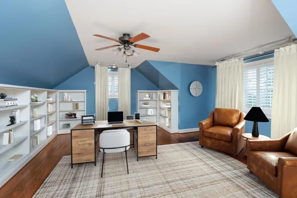 $899,900 | 104 Woodland Drive, Staunton, VA 24401