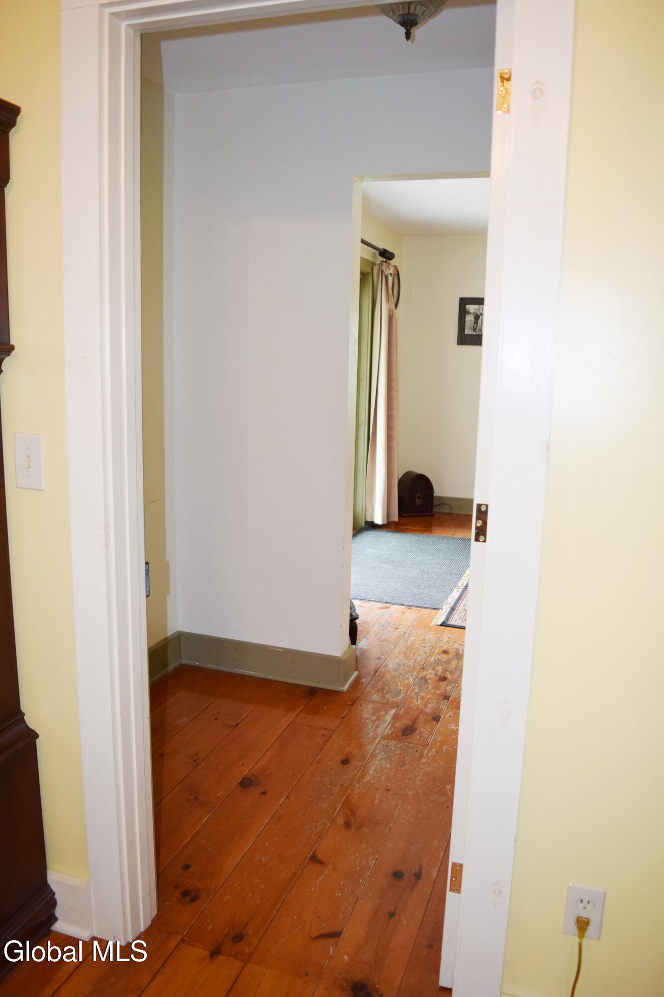 944 Stony Point Road Schodack, NY 12033 - Photo 65 of 99 Entrance to Family Room