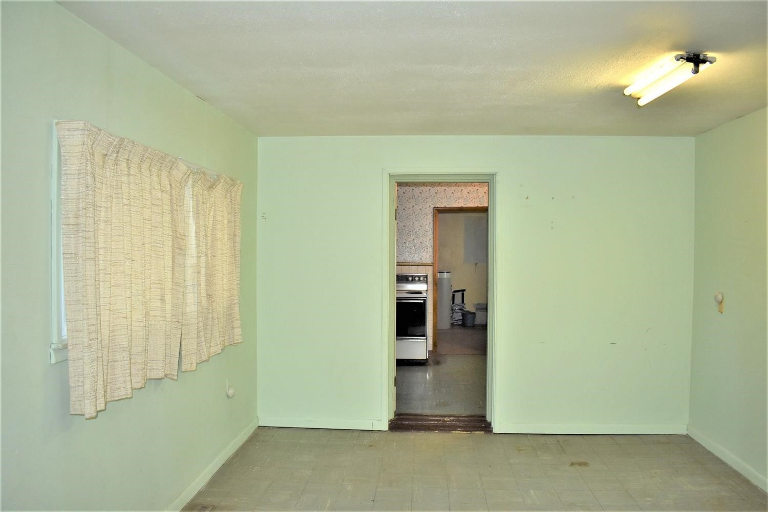 16321 Sherman Road Milan, MI 48160 - Photo 3 of 10 Photo 3
