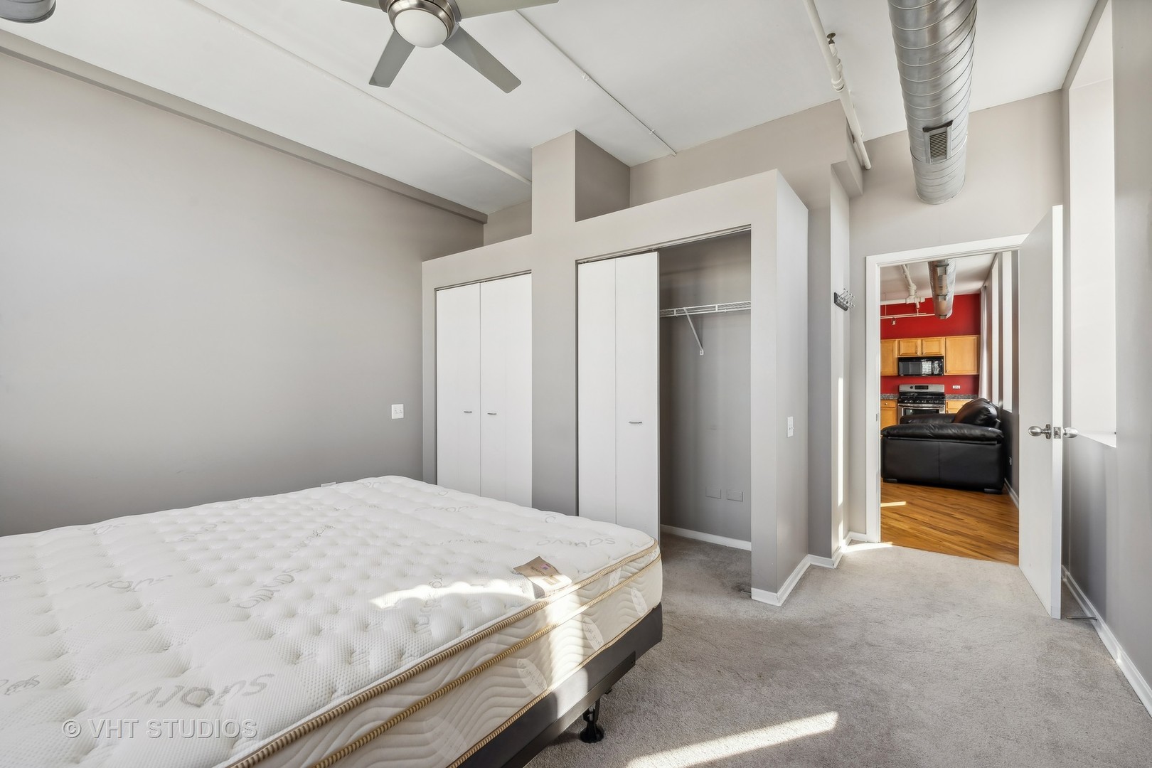 500 South Clinton Street, Unit 832 Chicago, IL 60607 - Photo 7 of 11